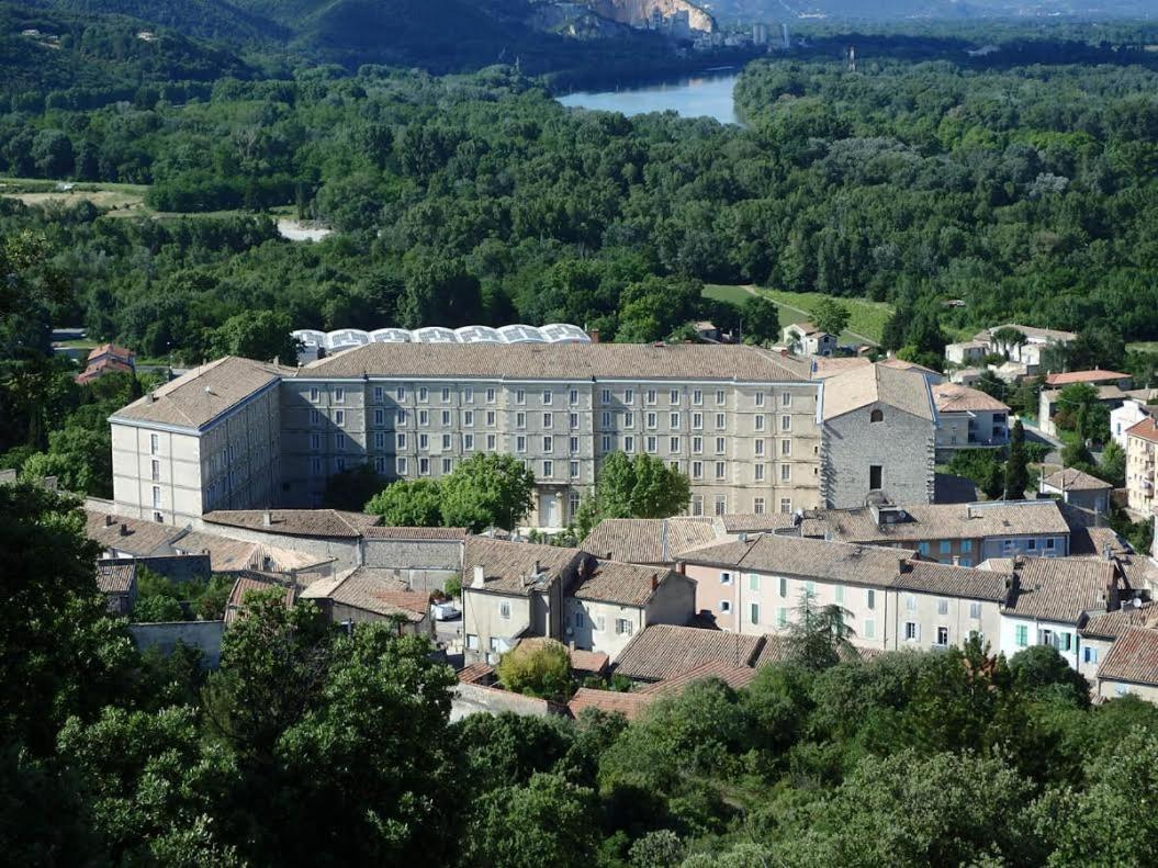 Hostellerie Charles De Foucauld Viviers Bagian luar foto